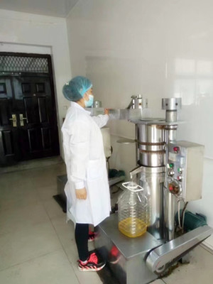 想開個油坊，買榨油機時怎么試機(圖1)